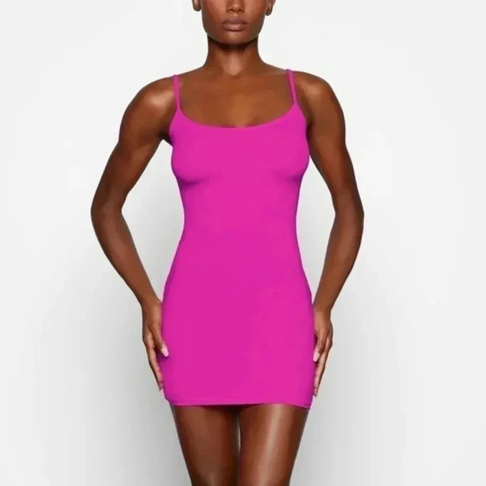 NWT Skims Fuchsia Fits Everybody Short Slip Dress